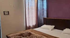 Gorakhnath Guest House - Image 4