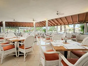 Hotel Moon Dreams Marina Parc - Image 4