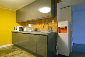 Crib 49 Guesthouse - Foreigner only - Image 5