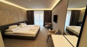 Egri Korona Borház és Wellness Hotel - Image 2
