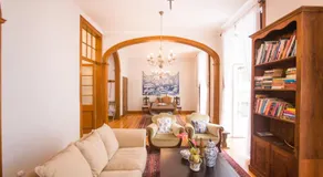 Classic Lisbon Downtown Apartment - Image 2