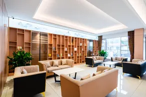 Starway Hotel Wuxi Lingshan Scenic Area - Image 2