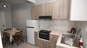 Rose Garden Apartments - Image 2