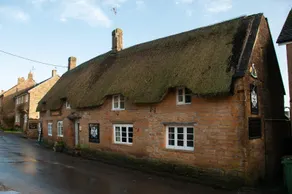 Mason's Arms - Image 3