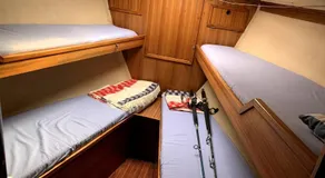 Notte in barca tra gioia e relax cullati dal mare - Image 2