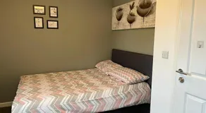 Beautiful 4-bedroom house - Image 2