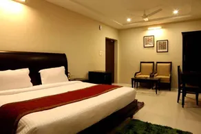 Hotel Grand Sharda - Image 2