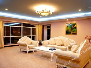 Jinling Shenzhou Hotel - Image 5