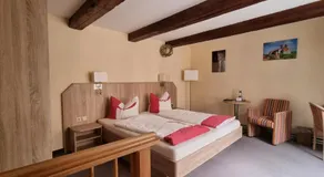 Hotel Zum Schloss - Image 2