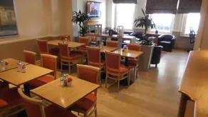 Americana Hotel - Image 5