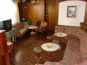 Hotel Rhodania - Image 2