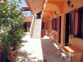 Krinelos Rooms - Image 4