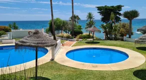 Appartement de vacances convivial et familial avec jardin, piscine et terrasse | Vue jardin | À côté de la plage | Parfait pour le travail à distance - Image 2
