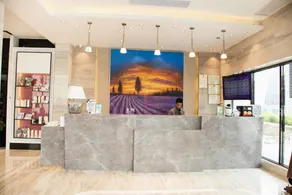 Lavande Hotels·Shenzhen North Railway Station Bantian Metro Station - Image 4