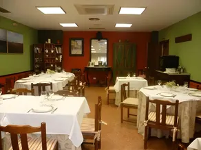 Hostal Pirineos - Image 2