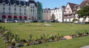 NICE FLAT 400 m FROM BEACH & CENTER - Image 4