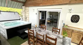 Relais de Poste des Templiers, jacuzzi inclus - Image 3