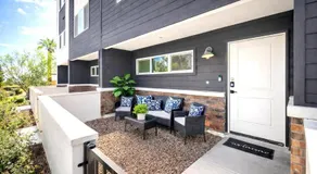 Sapphire Leaf- Luxury 3BR- Pool, King Beds, Spacious, Quiet, Garage, Close to Airport and OldTown - Image 5