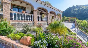 Villa La Cola Nerja by Ruralidays - Image 3