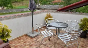 Casa cu flori - Image 4