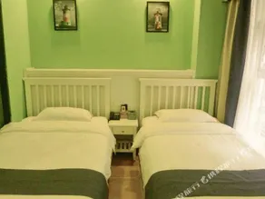 Leshan Haiyun International Youth Hostel - Image 2