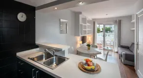 Apartamentos Los Rosales - Image 3