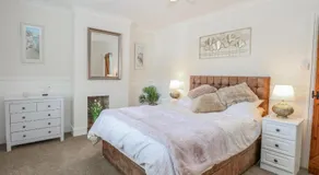 17 Woodside Avenue - Image 2