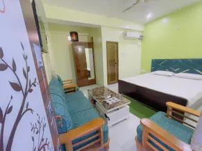 HOTEL KRISHNA RAVI Inn - Image 1