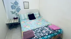 Budget Hostel Rooms - Image 5