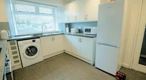 Modern 3 Bedroom home. A perfect base for Golfers - Image 2