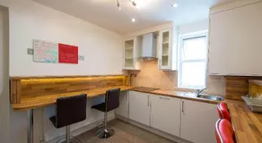 Heathrow-Windsor Guest House - Image 3
