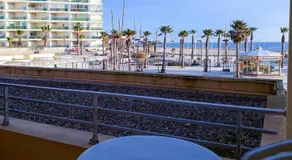 F2 entier CANET VUE MER // BALCON + PARKING - Image 3