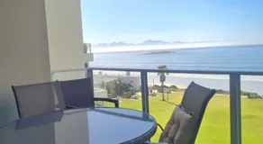 Point Village Accommodation - Beach Club 307 - Image 2