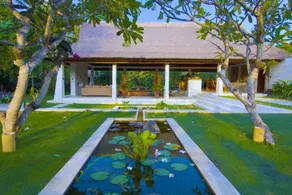 Royal 3 BR With Pool Villa Seminyak NE69A - Image 3