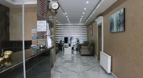 Golden Apple Hotel - Image 4