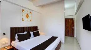 Hotel Vijai Square - Image 2