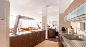 Hotel für Monteure in Dresden, Zimmer mit eigenem Bad und großer Gemeinschaftsküche - Image 2