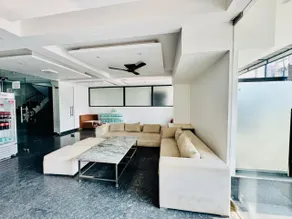 Akshay premium suites1 BHK Serviced Apartments Near Artemis Hospital Sector 52 - Image 4