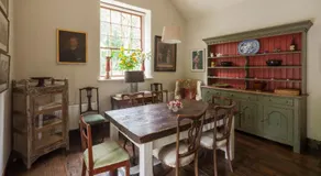 The Stable Yard House at Burtown House & Gardens - Image 4
