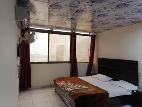 HillBrow Guest House & Restaurant - Image 3