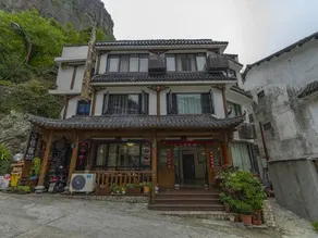 Yandang Mountain Yunqi Small Building - Image 4