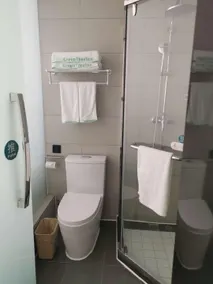 Green Tree Inn Express Jinan Huaiyin District Jingshi Road Children's Hospital - Image 4