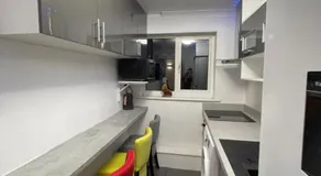 Newly refurbished modern 2 bedroom flat - Image 3