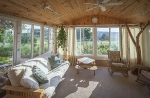 Frush Farm Bed & Breakfast - Image 2