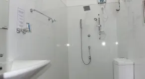 Rose Lagoon Hotel - Image 2