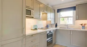 2 Bed in Fowey oc-p00857 - Image 3