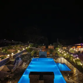 Divine Vista Sea View Resort - Image 3