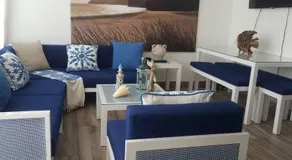 Acceso A La Playa Justo Detrás-Areas Sociales Con Piscina, Jacuzzi, BBQ, Gazebos, Salones, Baños y Duchas De Exterior-Wifi, Netflix, HBO, Al Lado De Hoteles, Campos De Golf, Minimarkets, Restaurantes, Bares, Tiendas y Comercios - Free Late Check-Out - Image 4