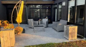 Escape the noise and unwind at the Bluebird Guest House - Image 3