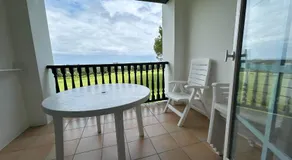 T2 Charmant avec Piscine et Vue Océan à Urrugne - Image 4